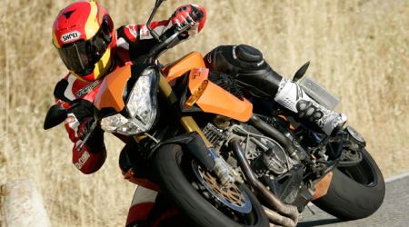 Benelli TNT 899S