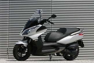 Kymco представляет новые скутеры Downtown