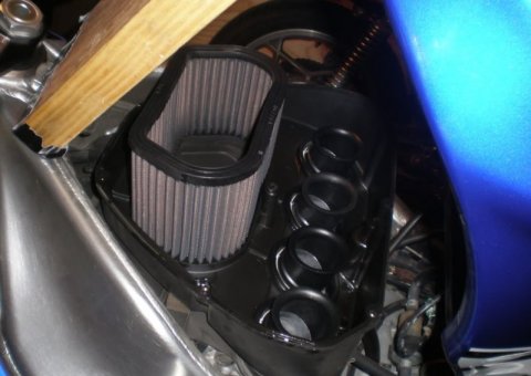 1. Воздушный фильтр из гофрированной бумаги, Yamaha R1 2001