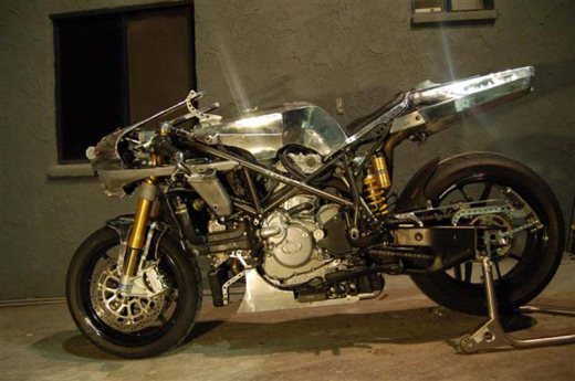 Ducati 999R Edge - кастом от Shinya Kimura 