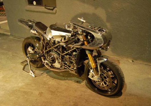 Ducati 999R Edge - кастом от Shinya Kimura 