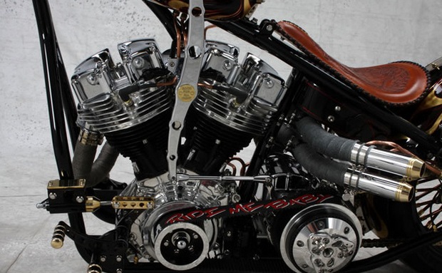 Кастом Courtesan от эмиратской мастерской Chopper Kultcha